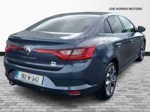 Renault Megane SIGNATURE TCE 140 Full Leather - Image 3