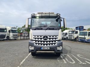 2016 MERCEDES AROCS 3240 8X4 Tipper - Image 2