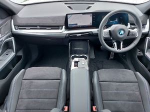 BMW iX2 Edrive20 M Sport - Image 4