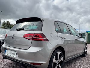 Volkswagen Golf GTi 2.0 Automatic DCC 2015 - Image 4