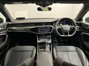Audi A6 S-line Black Edition Tfsie 50 - Reversing - Image 4