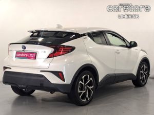 Toyota C-HR 1.8 PET Hybrid Auto - Image 3
