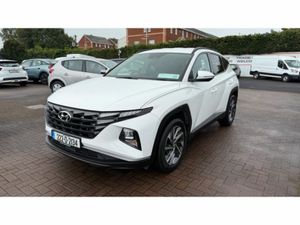 Hyundai Tucson ix35 Executive 5DR - Image 2