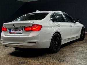 BMW 3-Series 330e HYBRID AUTOMATIC - REVERSE CAMER - Image 4