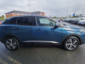 PEUGEOT 3008 1.6 ALLURE PREMIUM AUTOMATIC PHEV - Image 4