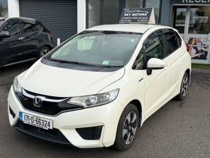 2017 Honda Fit 1.5 Hybrid,Auto ,Low Miles 60K - Image 4