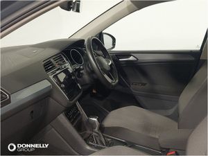 Volkswagen Tiguan Estate Life - Image 3