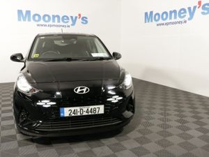 Hyundai i10 Deluxe Plus 1.0l Petrol Hatchback - Image 2