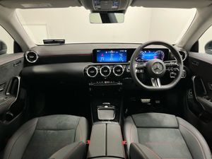 Mercedes-Benz CLA 180 AMG - 18 Inch Alloys - Reve - Image 4