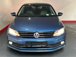 Volkswagen Jetta HIGHLINE 2.0 TDI MANUAL 5SPEED 11 - Image 2