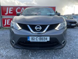 NISSAN QASHQAI 1.5 DIESEL SAT-NAV NCT TAXED - Image 3