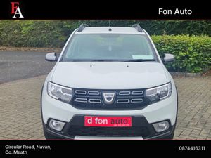 Dacia Sandero Stepway 1.0 PETROL ESSENTIAL  MODEL* - Image 2