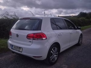 2011 Volkswagen Golf 1.4 tsi Automatic highline - Image 2