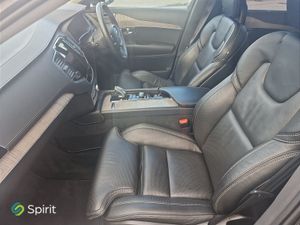 Volvo XC90 T8  plug In Hybrid  Inscription Pro  A - Image 4