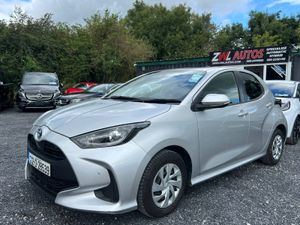 212 Toyota Yaris Hybrid - Image 2
