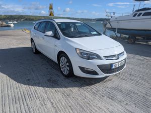 Opel Astra 1.7 Dsl, Estate,2013 - Image 2