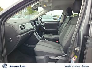 Volkswagen T-Roc 2.0 Tdi 116 bHP  life  Rear Came - Image 3
