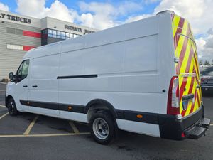2024 Renault Master L4H2 RTWD - Image 3