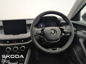 Skoda Superb Selection 1.5tsi 150HP DSG - Image 4
