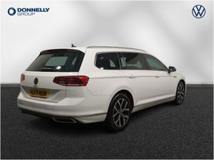 Volkswagen Passat Estate GTE - Image 4
