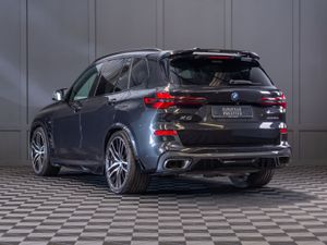 2025 BMW X5 X-Drive 50e M-Sport - Image 4