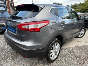 2016 Nissan Qashqai  1.5 ACENTA SMART VISION - Image 4