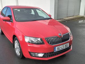 SKODA OCTAVIA / 2016 / 1.6 DIESEL / MANUAL - Image 3