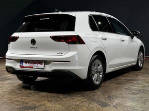 Volkswagen Golf 1.0 AUTOMATIC - ETSI - PETROL HATC - Image 4