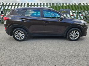 Hyundai Tucson 2017 1.7 D Premium - Image 3