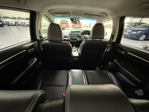 2019 Honda Fit 1.5 Hybrid Auto,Leather Package - Image 4