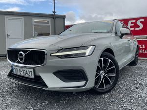 VOLVO V60 D3 2.0 DIESEL MOMENTUM LOW KMS - Image 2