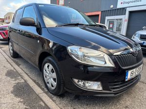 2015 Skoda Fabia 1.2 Petrol ACTIVE - Image 4
