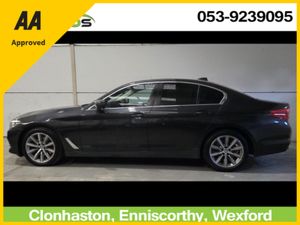 BMW 5-Series 2020 520d SE x DRIVE - Image 3
