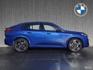 BMW iX2 Edrive20 M Sport - Image 3
