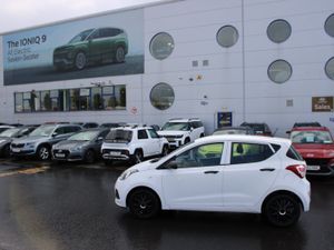 Hyundai i10 2015 - Image 2