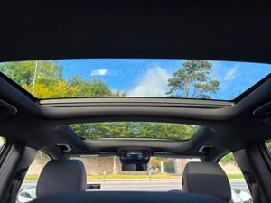 Mercedes-Benz EQB 350 AMG Line Premium 4matic - Image 3