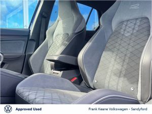 Volkswagen Golf  r-line  1.5 TSI 130HP Manual  fr - Image 4