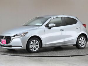 Mazda 2 1.5 Auto Skyactive  reverse Cam rear Park - Image 4