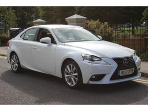 Lexus IS Advance - Image 4