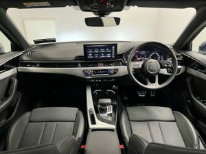 Audi A4 S-line 30 TDI 136HP S-tronic - Reversing - Image 4
