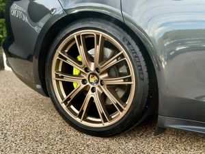 Porsche Panamera Sport Turismo 455BHP - Image 3
