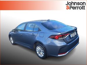Toyota Corolla 1.8 Hybrid Luna Saloon - Image 2