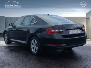 Skoda Superb 2.0 TDI 150bhp Style - Image 4