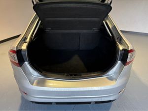 Ford Mondeo 1.6 TDCI TITANIUM ECO S S/S 113BHP 115 - Image 4