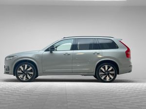 Volvo XC90 ULTRA DARK T8 RECHARGE 2.0 455HP PHEV - Image 4