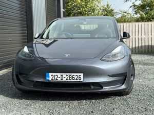 212 Tesla Model 3 Standard Range Plus - Image 2
