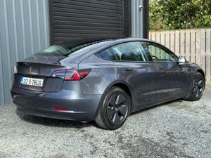 212 Tesla Model 3 Standard Range Plus - Image 3