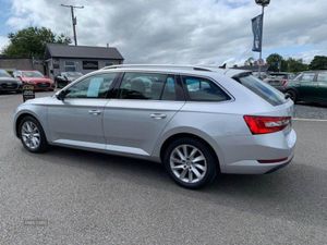 Skoda Superb 2.0tdi SE S-auto Estate - Image 3