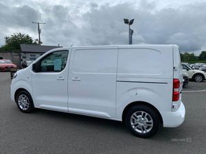 Vauxhall Vivaro 2700 Sportive L1 - Image 3