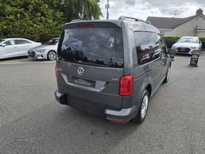 Volkswagen Caddy Life - Image 4